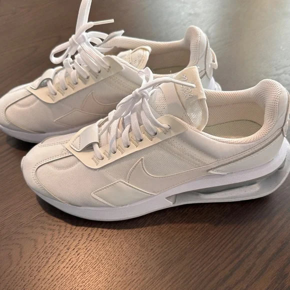 Nike Women’s Air Max Pre-Day “White Phantom”, size 8. - Picture 3 of 5